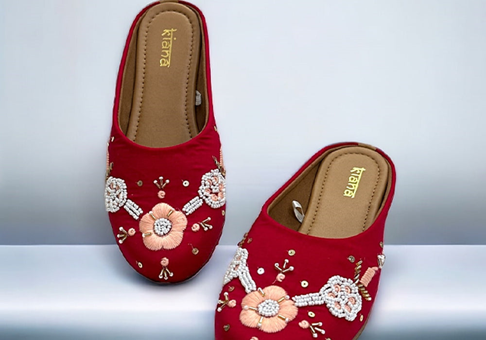 Crimson Bloom Embroidered Jutti