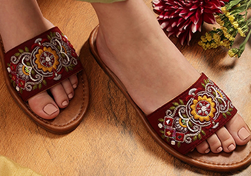 Elegant Maroon Embroidered Mules with Intricate Pattern