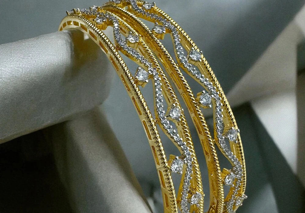 Elegant Gold-Plated Zircon Studded Earrings 3