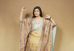 Grace of Gold Embellished Kaftan Suit Set 2