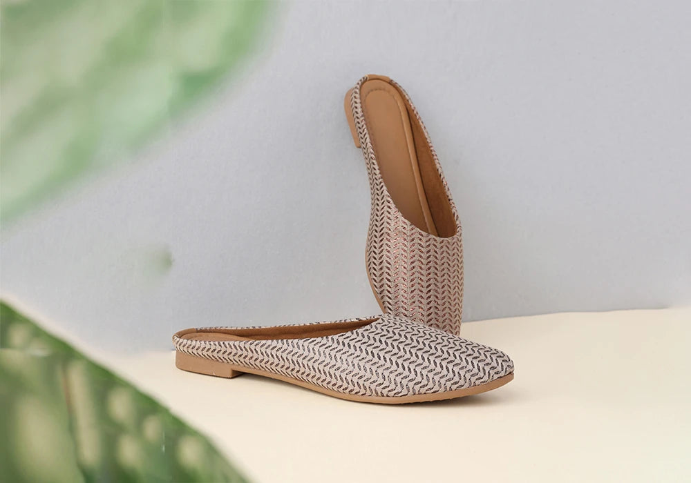 Subtle Grace Beige Ethnic Jutti 1